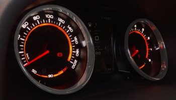 75 579 р. Приборная панель Ferrum GF 890 PH2 (подсветка оранжевый и голубой) Nissan Terrano D10 дорестайлинг (2013-2016) (Серебро (шкалы оранжевый, голубой))  с доставкой в г. Майкоп. Увеличить фотографию 3