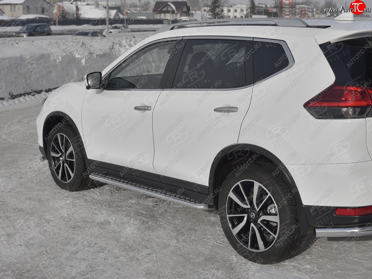 22 999 р. Пороги с алюминиевым листом SLITKOFF (Ø42 мм)  Nissan X-trail  3 T32 (2017-2022) рестайлинг (Лист алюминиевый, труба - сталь окрашенная в черный цвет)  с доставкой в г. Майкоп