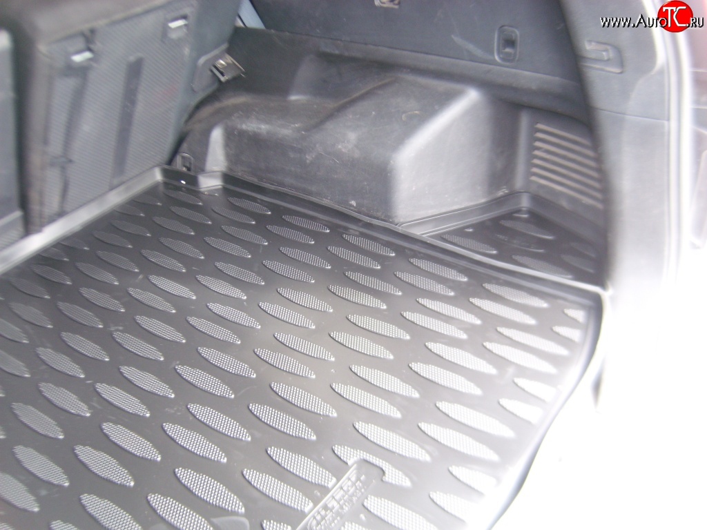 1 699 р. Коврик в багажник (комплектация SE-B 2 кармана) Aileron (полиуретан)  Nissan X-trail  2 T31 (2007-2011) дорестайлинг  с доставкой в г. Майкоп
