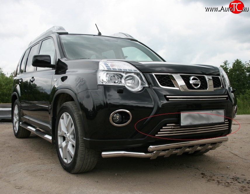 4 769 р. Декоративная вставка воздухозаборника Novline (d16 мм, нижняя) Nissan X-trail 2 T31 рестайлинг (2010-2015)  с доставкой в г. Майкоп