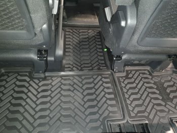 1 379 р. Коврики салона Aileron (2-ой ряд, 2шт.) Peugeot Traveller K0 L2 дорестайлинг (2016-2024)  с доставкой в г. Майкоп. Увеличить фотографию 2