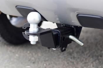 12 559 р. Фаркоп PT GROUP /съемный квадрат/ RENAULT Duster 2012- /Kaptur 2016-/ NISSAN Terrano 2014-(07011501) Renault Kaptur дорестайлинг (2016-2020)  с доставкой в г. Майкоп. Увеличить фотографию 2