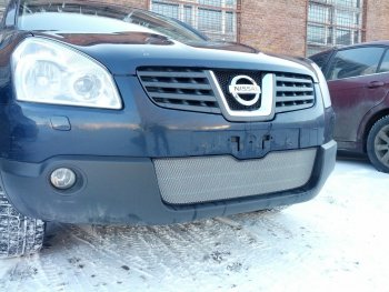 3 179 р. Защитная сетка в бампер (низ, ячейка 3х7 мм) Стрелка11 Стандарт Nissan Qashqai 1 дорестайлинг (2007-2010) (Хром)  с доставкой в г. Майкоп. Увеличить фотографию 3