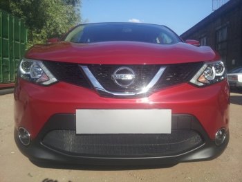 3 199 р. Защитная сетка в бампер (низ, ячейка 3х7 мм) Стрелка11 Стандарт Nissan Qashqai 2 J11 дорестайлинг (2013-2019) (Чёрная)  с доставкой в г. Майкоп. Увеличить фотографию 2