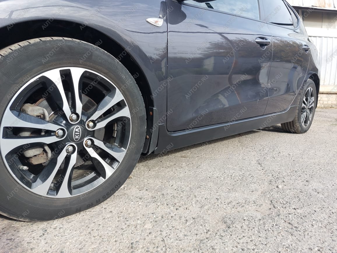 3 289 р. Пластиковые накладки порогов Фанат Тюнинг  KIA Ceed  2 JD (2012-2018) дорестайлинг универсал, дорестайлинг, хэтчбэк, рестайлинг универсал, рестайлинг, хэтчбэк (неокрашенные (глянец под окраску))  с доставкой в г. Майкоп