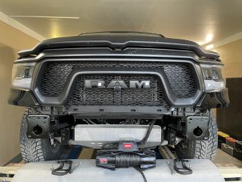 57 399 р. Площадка РИФ под лебёдку в штатный бампер Dodge Ram 1500 Rebel 2019+ (бензин) РИФ rifdrr-30000  с доставкой в г. Майкоп. Увеличить фотографию 12