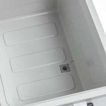 12 489 р. Термобокс SHINWA Holiday Land Cooler 33H белый SHINWA hlc-33h-w  с доставкой в г. Майкоп. Увеличить фотографию 3