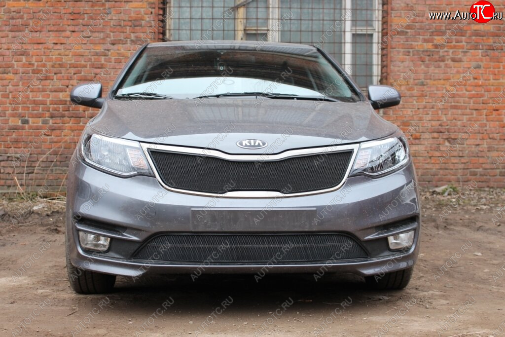2 899 р. Защитная сетка в бампер (низ, ячейка 3х7 мм) Alfeco Стандарт KIA Rio 3 QB рестайлингхэтчбек5дв. (2015-2017) (Чёрная)  с доставкой в г. Майкоп