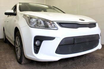 3 179 р. Защитная сетка в бампер (верх, заглушка без сот) Alfeco Стандарт KIA Rio 4 FB дорестайлинг седан (2016-2020) (Чёрная)  с доставкой в г. Майкоп. Увеличить фотографию 4