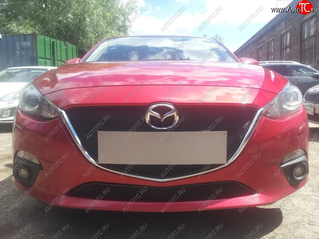 2 899 р. Защитная сетка в бампер (низ, ячейка 3х7 мм) Alfeco Стандарт Mazda 3/Axela BM дорестайлинг, хэтчбэк (2013-2016) (Чёрная)  с доставкой в г. Майкоп