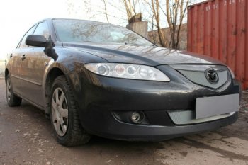3 199 р. Защитная сетка в бампер (верх, ячейка 3х7 мм) Alfeco Стандарт Mazda 6 GG лифтбэк дорестайлинг (2002-2005) (Хром)  с доставкой в г. Майкоп. Увеличить фотографию 2