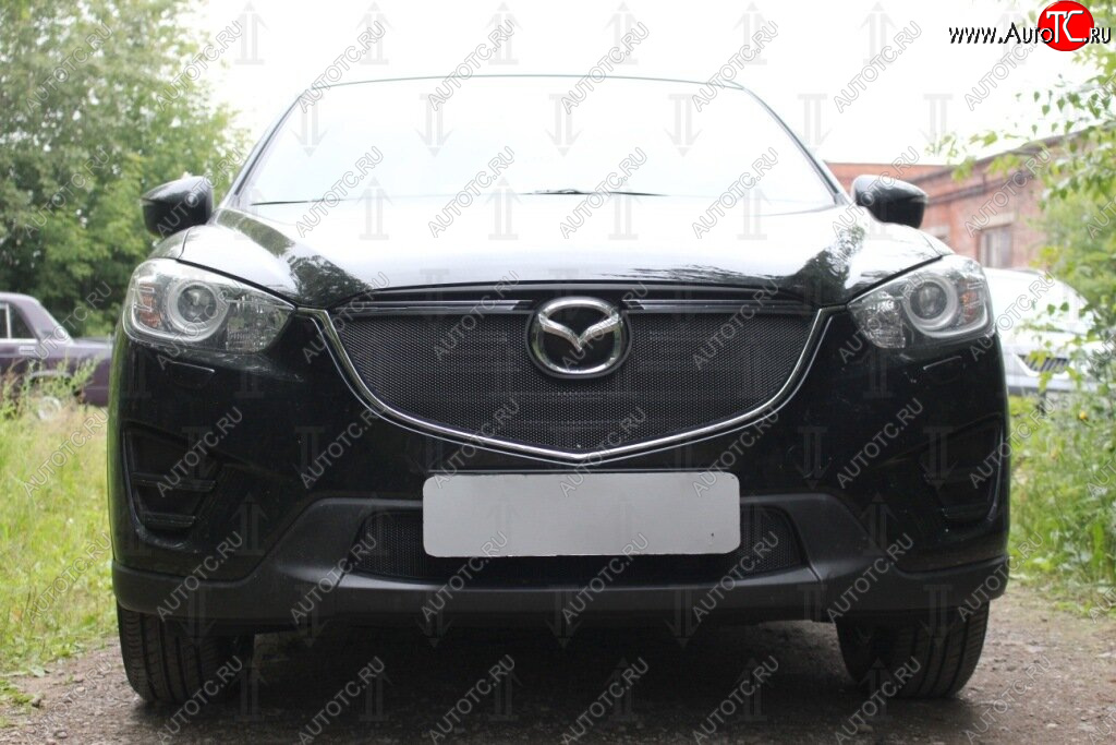3 689 р. Защитная сетка в бампер (верх, ячейка 3х7 мм) Alfeco Стандарт Mazda CX-5 KE рестайлинг (2015-2017) (Чёрная)  с доставкой в г. Майкоп