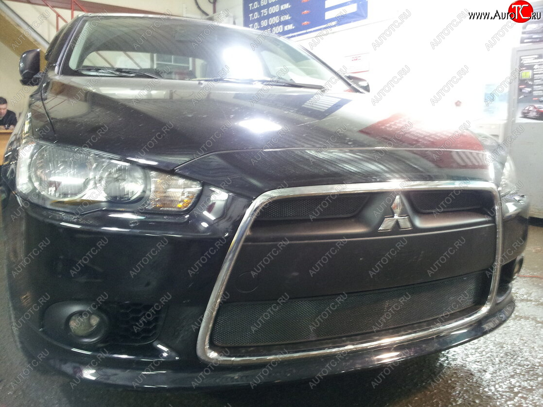 5 849 р. Защитная сетка в бампер (3 части, ячейка 3х7 мм) Alfeco Стандарт Mitsubishi Lancer 10 CY седан рестайлинг (2011-2017) (Чёрная)  с доставкой в г. Майкоп