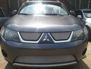 3 299 р. Защитная сетка в бампер (низ, ячейка 3х7 мм) Alfeco Стандарт Mitsubishi Outlander XL (CW)  дорестайлинг (2005-2009) (Хром)  с доставкой в г. Майкоп. Увеличить фотографию 4