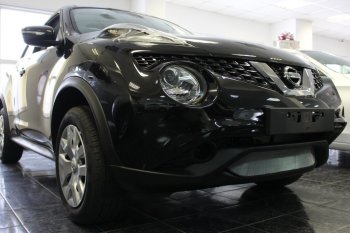3 179 р. Защитная сетка в бампер (низ, ячейка 3х7 мм) Стрелка11 Стандарт Nissan Juke 1 YF15 рестайлинг (2014-2020) (Хром)  с доставкой в г. Майкоп. Увеличить фотографию 2