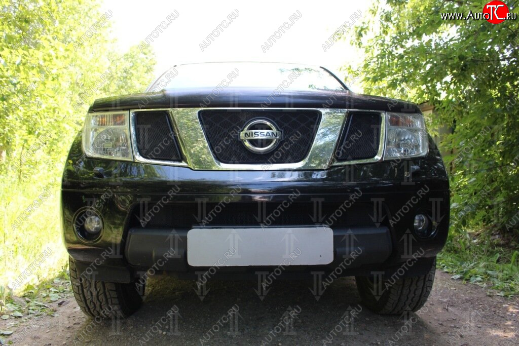 2 899 р. Защитная сетка в бампер (низ, ячейка 3х7 мм) Стрелка11 Стандарт Nissan Pathfinder R51 дорестайлинг (2004-2007) (Чёрная)  с доставкой в г. Майкоп