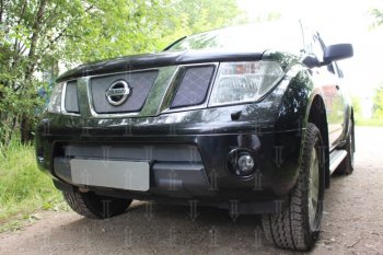 3 079 р. Защитная сетка в бампер (низ, ячейка 3х7 мм) Стрелка11 Стандарт Nissan Pathfinder R51 дорестайлинг (2004-2007) (Хром)  с доставкой в г. Майкоп. Увеличить фотографию 3