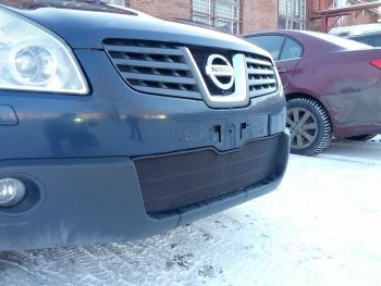 2 999 р. Защитная сетка в бампер (низ, ячейка 3х7 мм) Стрелка11 Стандарт Nissan Qashqai 1 дорестайлинг (2007-2010) (Чёрная)  с доставкой в г. Майкоп. Увеличить фотографию 3
