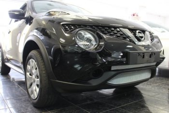 3 599 р. Защитная сетка в бампер (верх, ячейка 3х7 мм) Стрелка11 Премиум Nissan Juke 1 YF15 рестайлинг (2014-2020) (Хром)  с доставкой в г. Майкоп. Увеличить фотографию 2