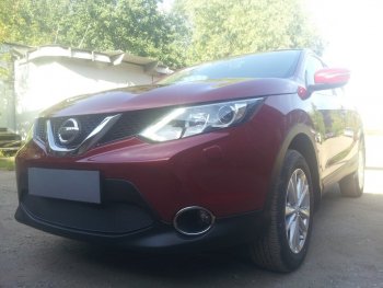 4 399 р. Защитная сетка в бампер (низ, ячейка 4х10 мм) Стрелка11 Премиум Nissan Qashqai 2 J11 дорестайлинг (2013-2019) (Чёрная)  с доставкой в г. Майкоп. Увеличить фотографию 4