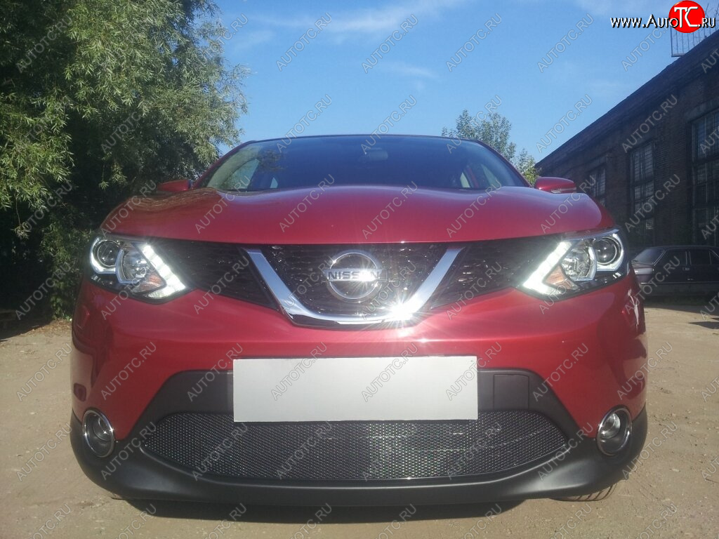 4 399 р. Защитная сетка в бампер (низ, ячейка 4х10 мм) Стрелка11 Премиум Nissan Qashqai 2 J11 дорестайлинг (2013-2019) (Чёрная)  с доставкой в г. Майкоп
