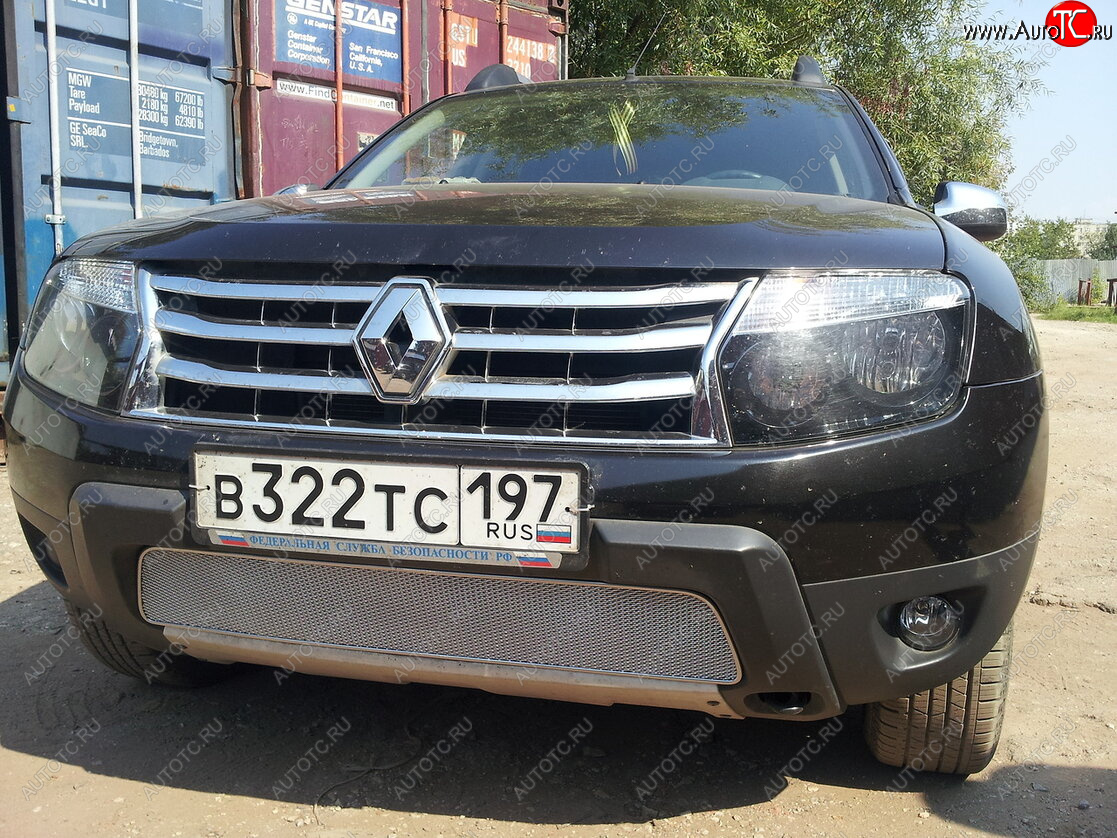 4 299 р. Защитная сетка в бампер (низ, ячейка 4х10 мм) Стрелка11 Премиум Renault Duster HS дорестайлинг (2010-2015) (Хром)  с доставкой в г. Майкоп