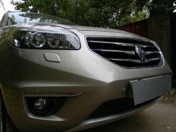 4 299 р. Защитная сетка в бампер (низ, ячейка 4х10 мм) Стрелка11 Премиум Renault Koleos 1 Phase 3 (2013-2016) (Чёрная)  с доставкой в г. Майкоп. Увеличить фотографию 2