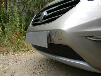 4 299 р. Защитная сетка в бампер (низ, ячейка 4х10 мм) Стрелка11 Премиум Renault Koleos 1 Phase 3 (2013-2016) (Чёрная)  с доставкой в г. Майкоп. Увеличить фотографию 3