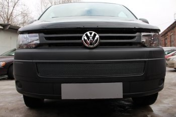 Защитная сетка в бампер (низ, ячейка 4х10 мм) Стрелка11 Премиум Volkswagen Caravelle T5 рестайлинг (2009-2015) (Чёрная)