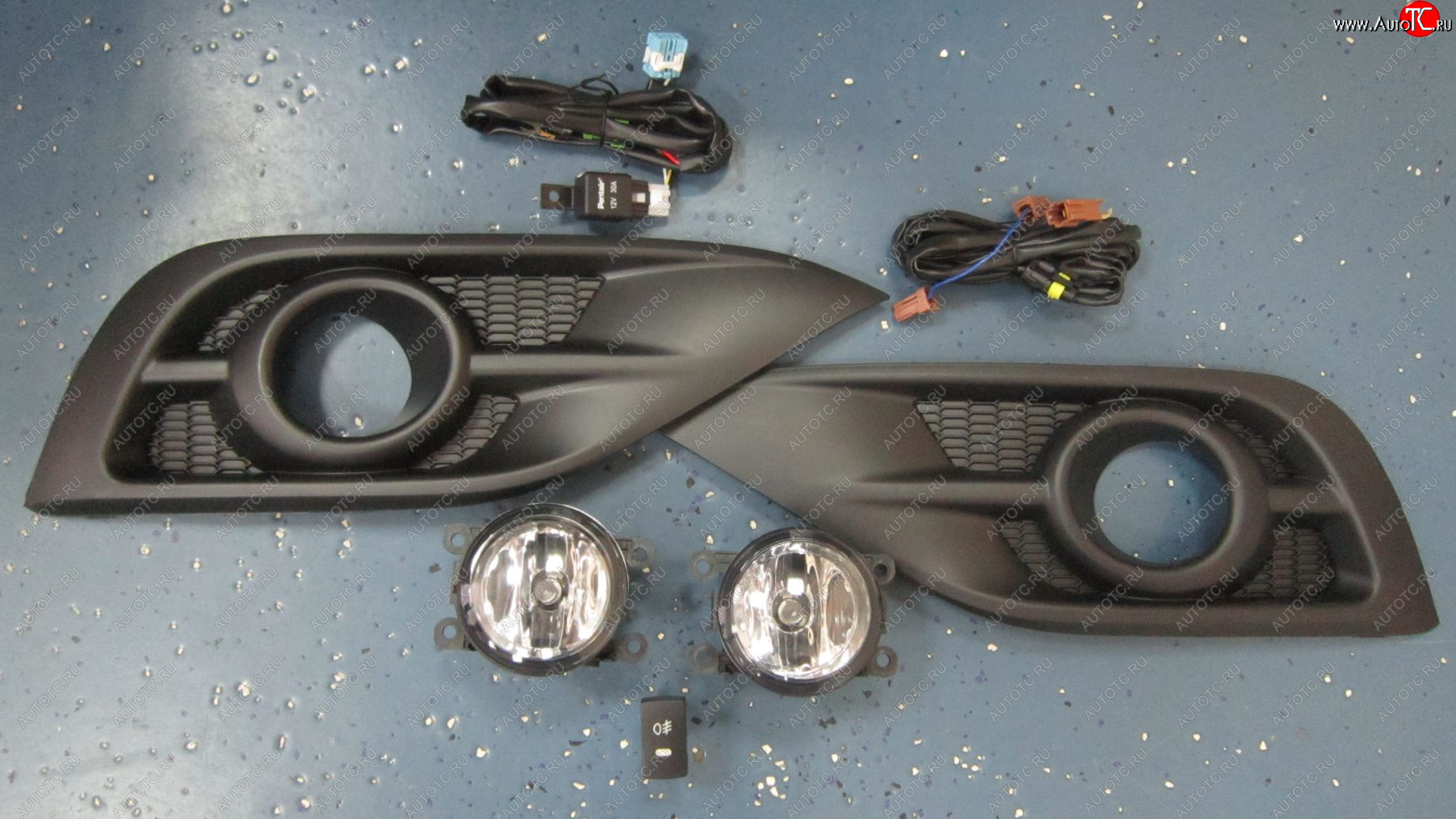 6 949 р. CR-V ФАРА ПРОТИВОТУМ Л+П (КОМПЛЕКТ) С РЕШЕТК , С ПРОВОДК И КНОПКОЙ BODYPARTS hdcrv12-073-n  с доставкой в г. Майкоп