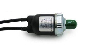3 599 р. Датчик давления VIAIR 90120 PSI, 18M, герметичный Viair 90223  с доставкой в г. Майкоп. Увеличить фотографию 2