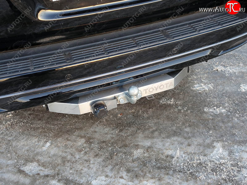 10 699 р. Фаркоп (тягово-сцепное устройство) ТСС Тюнинг  Toyota Land Cruiser  200 (2015-2021) 2-ой рестайлинг (надпись Toyota, шар F)  с доставкой в г. Майкоп