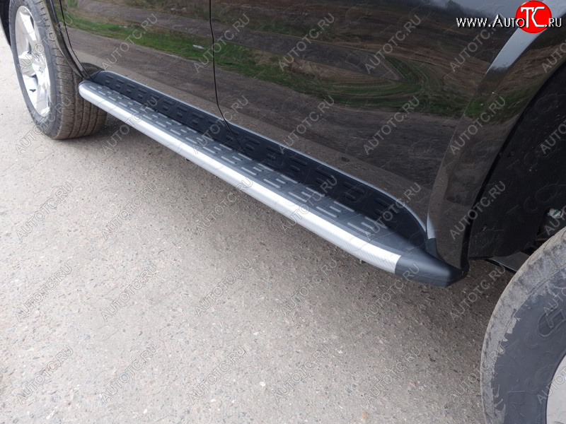 21 999 р. Пороги алюминиевые с пластиковой накладкой, ТСС Тюнинг  Chevrolet Tahoe  K2UC (2014-2021) (карбон серебро)  с доставкой в г. Майкоп