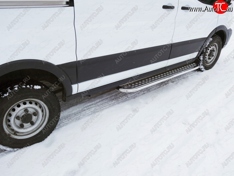 20 849 р. Левый порог с площадкой укороченный d 42,4 мм ТСС Тюнинг  Ford Transit (2014-2022) цельнометаллический фургон (серые)  с доставкой в г. Майкоп