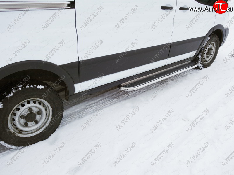 25 499 р. Левый порог с площадкой (укороченный)42,4 мм ТСС Тюнинг  Ford Transit (2014-2022) цельнометаллический фургон (нержавеющий лист)  с доставкой в г. Майкоп