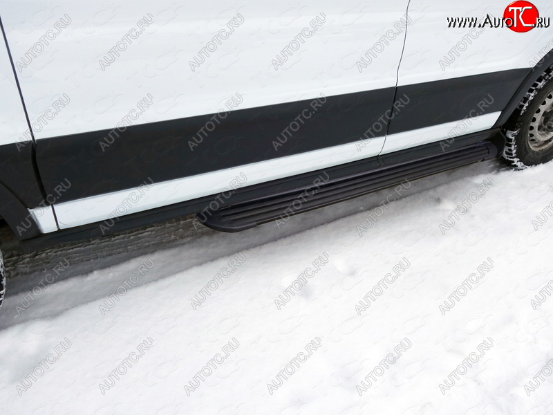 10 999 р. Порог левый алюминиевый Slim Line Black, ТСС Тюнинг  Ford Transit Connect (2013-2018) ( Slim Line Black)  с доставкой в г. Майкоп
