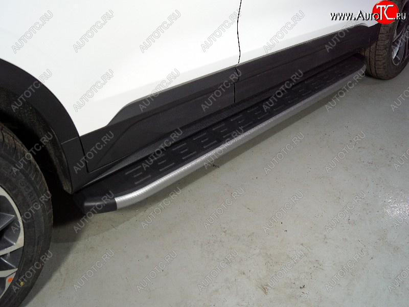 21 999 р. Пороги алюминиевые с пластиковой накладкой, ТСС Тюнинг  Geely Coolray  SX11 (2018-2023) дорестайлинг (карбон серебро)  с доставкой в г. Майкоп