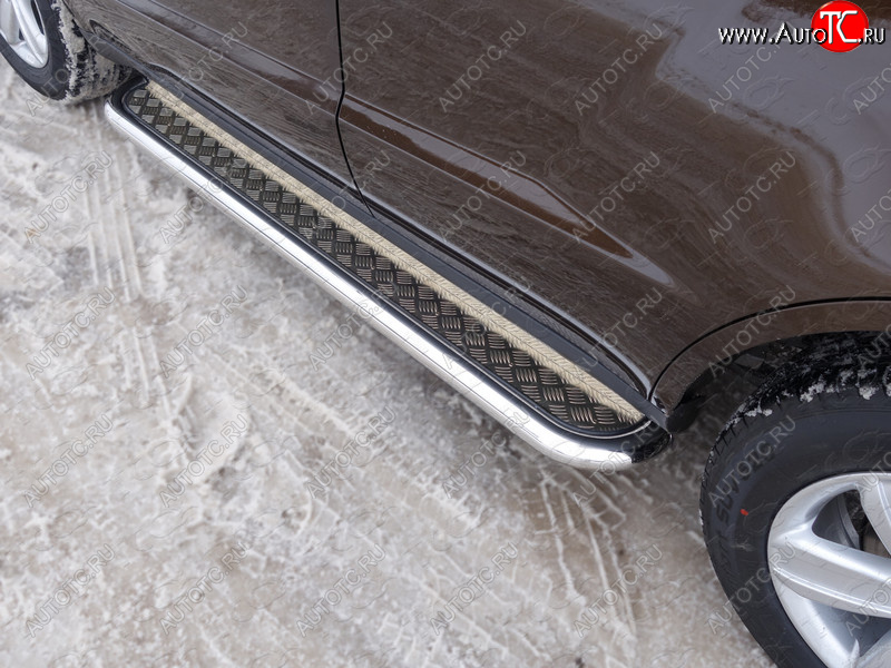 31 999 р. Пороги с площадкой 60,3 мм ТСС Тюнинг Geely Emgrand X7 дорестайлинг (2011-2015) (серые)  с доставкой в г. Майкоп