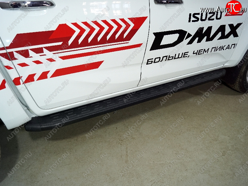 30 999 р. Пороги алюминиевые с пластиковой накладкой ТСС Тюнинг  Isuzu D-Max  RG (2020-2023) DoubleCab (карбон черные)  с доставкой в г. Майкоп