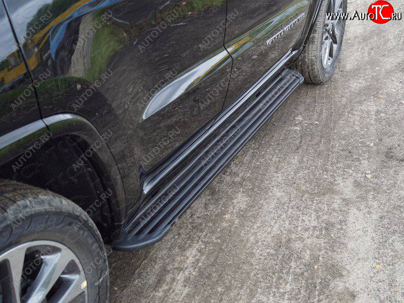 21 999 р. Пороги алюминиевые Slim Line ТСС Тюнинг  Jeep Grand Cherokee  WK2 (2013-2022) 1-ый рестайлинг, 2-ой рестайлинг (Black)  с доставкой в г. Майкоп
