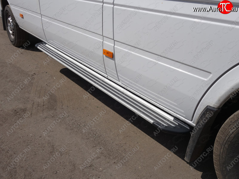 14 599 р. Порог алюминиевый Slim Line ТСС Тюнинг  Mercedes-Benz Sprinter  W906 (2014-2018) рестайлинг (серебро)  с доставкой в г. Майкоп