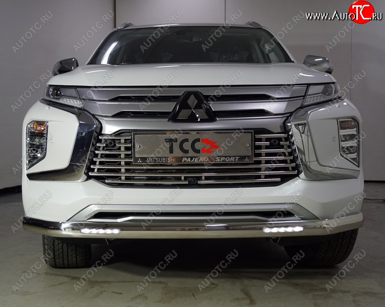 43 499 р. Защита передняя нижняя овальная с ДХО 75х42 мм ТСС Тюнинг  Mitsubishi Pajero Sport  QF (2019-2022) рестайлинг (нержавейка)  с доставкой в г. Майкоп