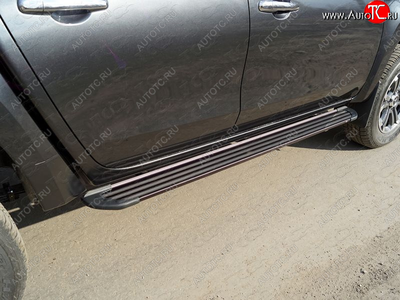 21 999 р. Пороги алюминиевые Slim Line ТСС Тюнинг  Mitsubishi L200  5 KK,KL (2018-2022) рестайлинг (Black)  с доставкой в г. Майкоп
