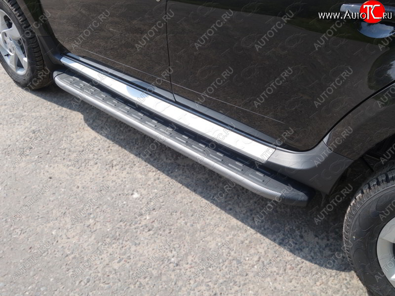 21 999 р. Пороги алюминиевые с пластиковой накладкой, ТСС Тюнинг  Renault Duster  HS (2015-2021) рестайлинг (карбон серые)  с доставкой в г. Майкоп