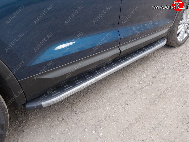 21 999 р. Пороги алюминиевые с пластиковой накладкой ТСС Тюнинг  Skoda Kodiaq  NU7 (2017-2021) дорестайлинг (карбон серые)  с доставкой в г. Майкоп