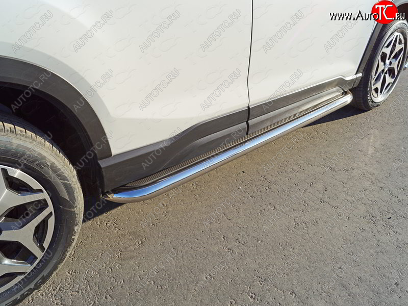 42 999 р. Пороги с площадкой 60,3 мм ТСС Тюнинг  Subaru Forester  SK/S14 (2018-2021) дорестайлинг (нержавейка)  с доставкой в г. Майкоп
