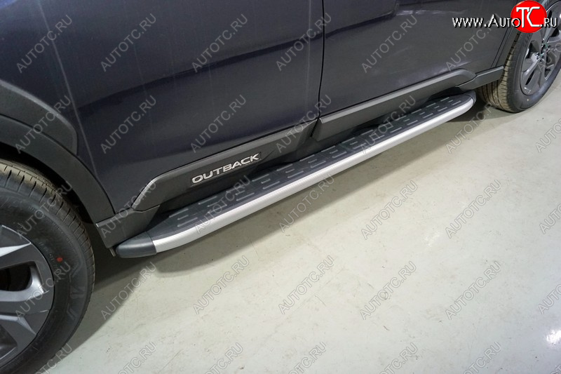 21 999 р. Пороги алюминиевые с пластиковой накладкой, ТСС Тюнинг  Subaru Outback  BT (2019-2025) универсал (карбон серебро)  с доставкой в г. Майкоп