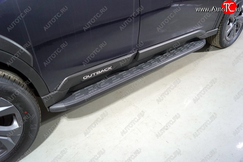 21 999 р. Пороги алюминиевые с пластиковой накладкой ТСС Тюнинг  Subaru Outback  BT (2019-2025) универсал (карбон черные)  с доставкой в г. Майкоп
