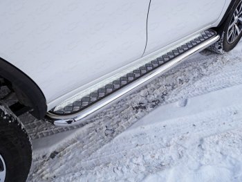 Пороги с площадкой 60,3 мм ТСС Тюнинг Toyota Fortuner AN160 дорестайлинг (2015-2020) (серые)