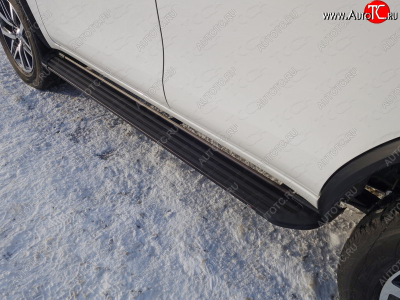 21 999 р. Пороги алюминиевые Slim Line ТСС Тюнинг  Toyota Fortuner  AN160 (2015-2020) дорестайлинг (Black)  с доставкой в г. Майкоп
